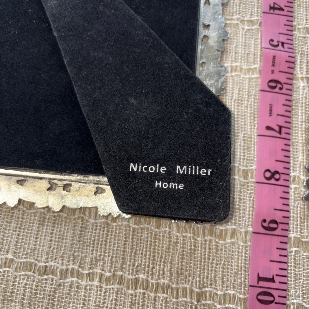 Nicole Miller nicole miller